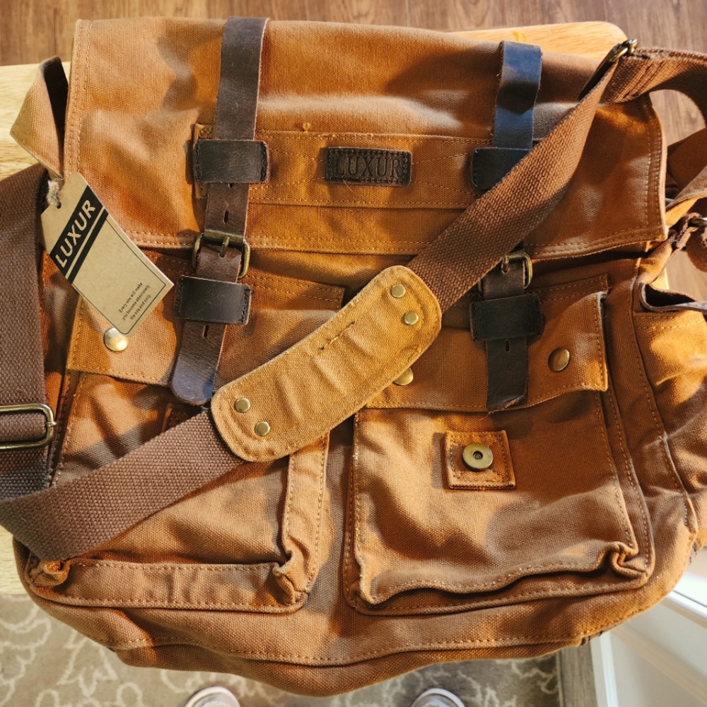 Luxur Tan and Brown Messenger Bag